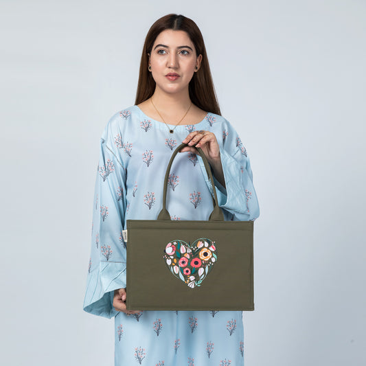Emerald Heart Charm Tote – Eco-Chic Statement Handbag
