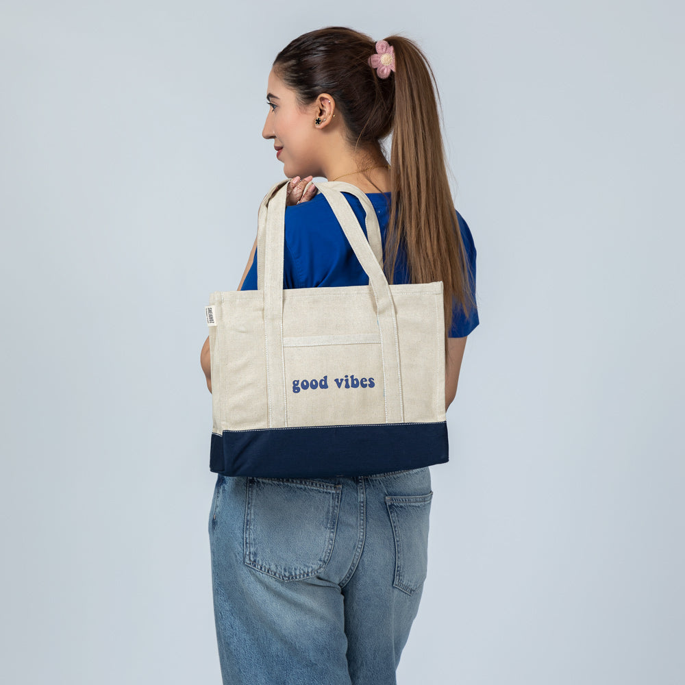 Good Vibes Off-white Canvas Tote – Eco-Chic Everyday Handbag