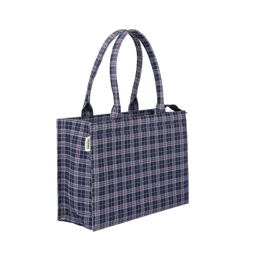 Classic Checkered Tote Bag in Blue – A Stylish Everyday Essential